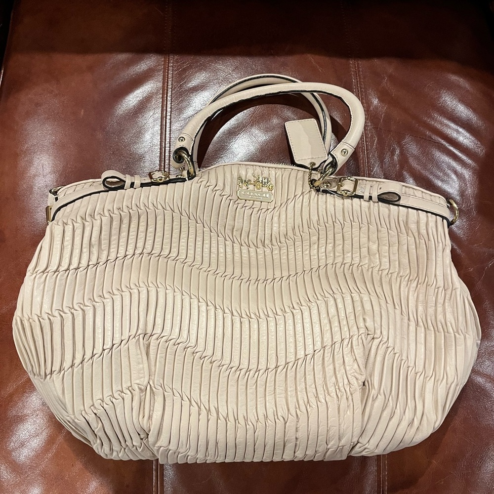 Coach Madison Gathered Leather Lindsey Satchel #18643